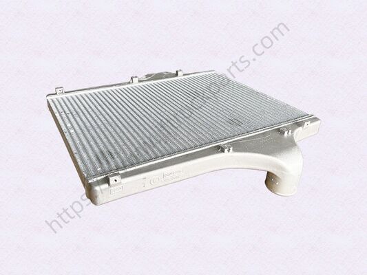 SHAC X3000 kamyon parçaları Intercooler montajı SZ953000833